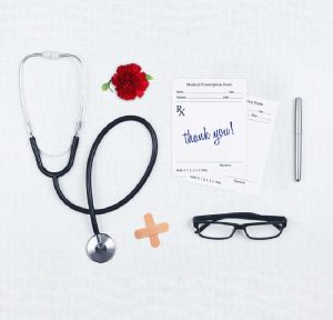 هدیه روز پزشک را چگونه انتخاب کنیم؟
